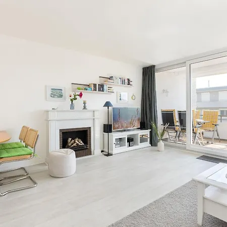 Miramar Westside Apartman